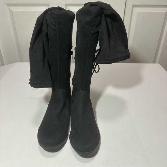 A New Day 11 Black Knee High Boots w Tie in back - Picture 5 of 13